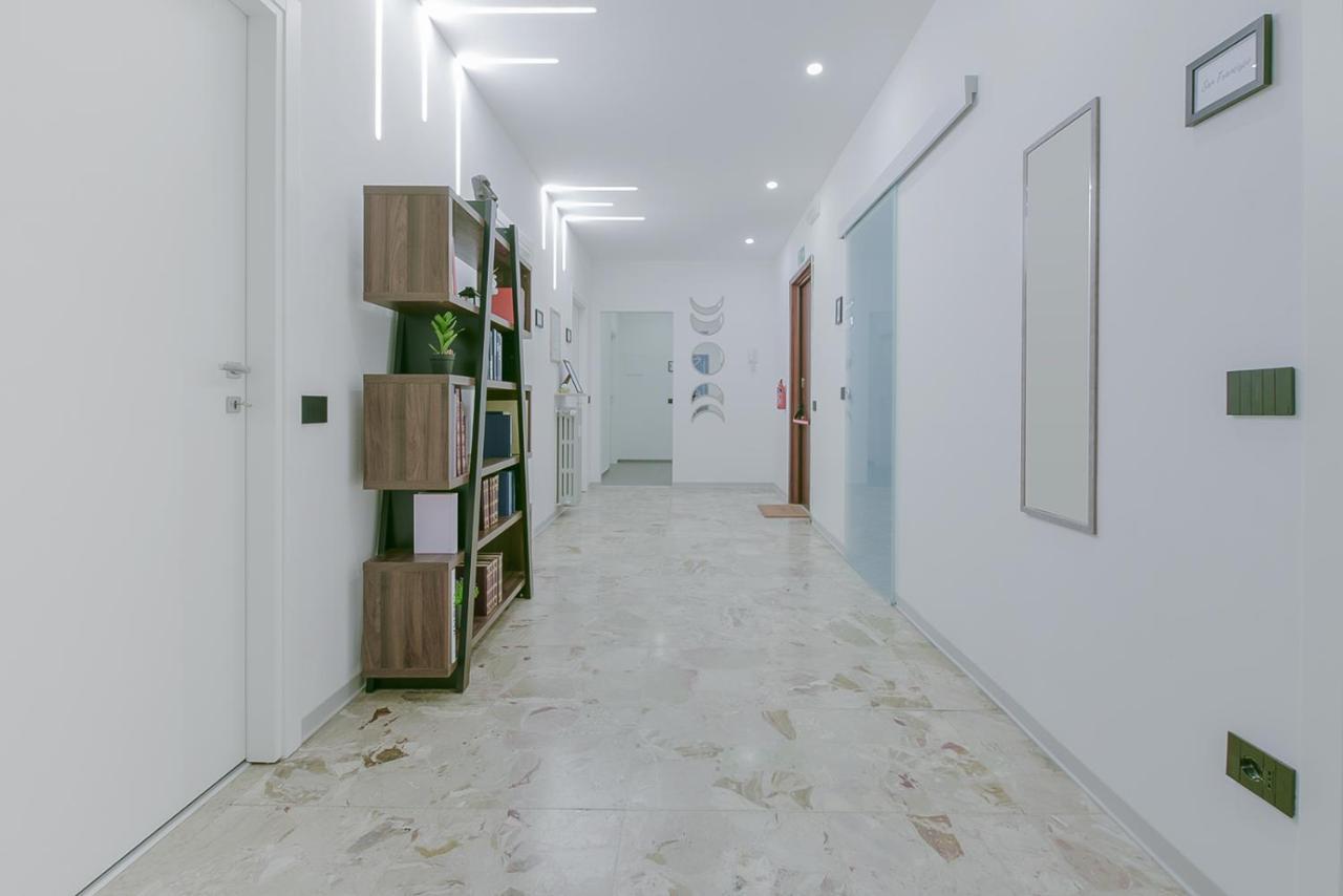 Alle Porte Del Centro - Guest House - Reggio Emilia - Ingresso Centro Storico - Parcheggio Gratuito מראה חיצוני תמונה