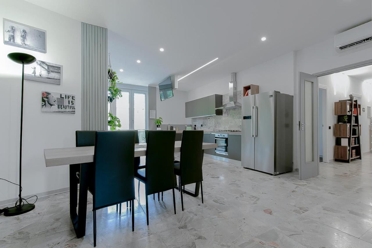 Alle Porte Del Centro - Guest House - Reggio Emilia - Ingresso Centro Storico - Parcheggio Gratuito מראה חיצוני תמונה